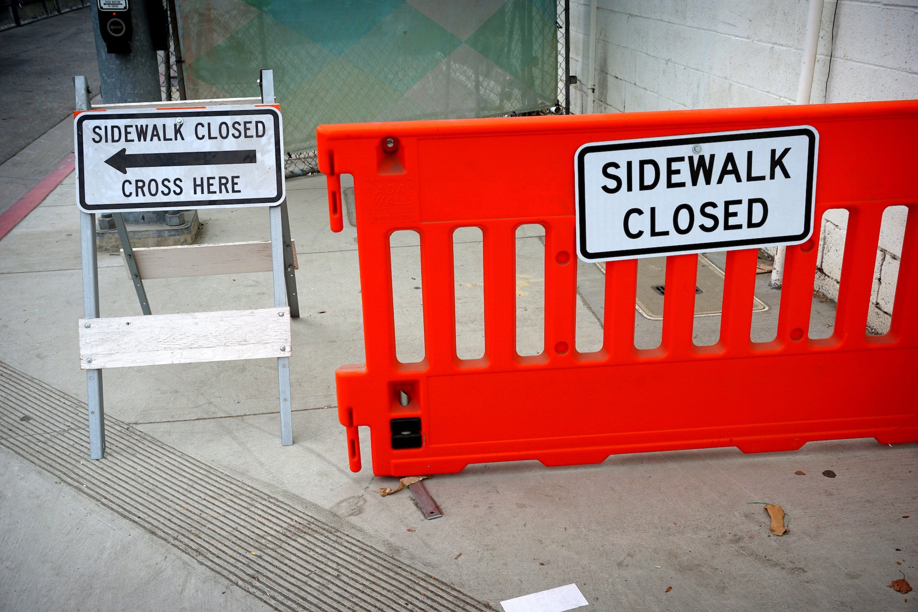 Sidewalk Closed Signs: Keeping Pedestrians and Workers Safe